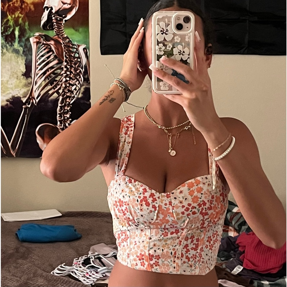 crop top